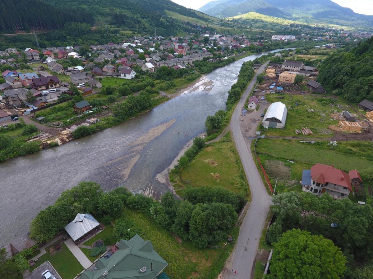 Садиба У Брусків Mizhhirya  Ngoại thất bức ảnh